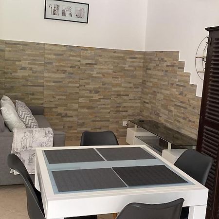 Villa Serenice - F2 Au Calme, Climatise, Wifi Et Parking Gratuit Eksteriør bilde